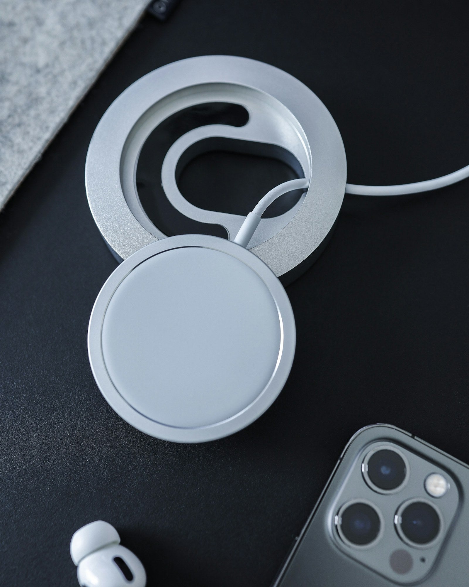 Andcloth story image